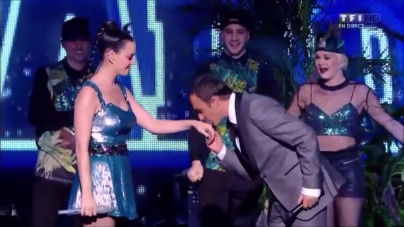 Besült a playback, muszáj volt Katy Perry-nek élőben énekelnie