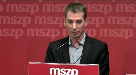 Illustration for article titled A PM lett az összefogás fekete lovagja, Gyurcsány a killer rabbit