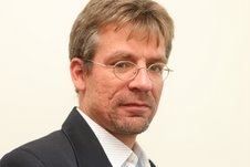 Horkay Hörcher Ferenc a helyszínen mondaná el Orbánnak, mi a baja a lapjával