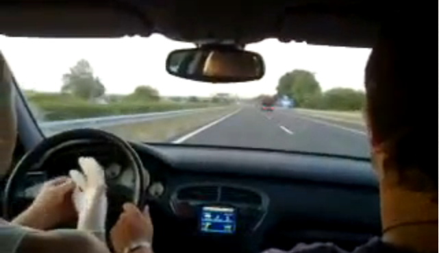 Videóra vették az ámokfutásukat az M7-esen