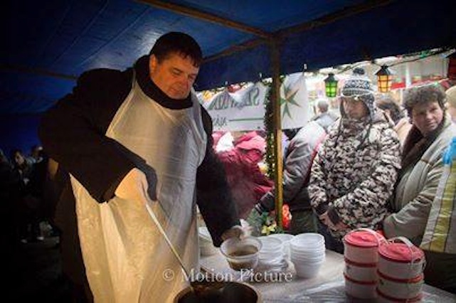 Illustration for article titled A Fidesz karddal fenyegette meg Dömsödi Gábort