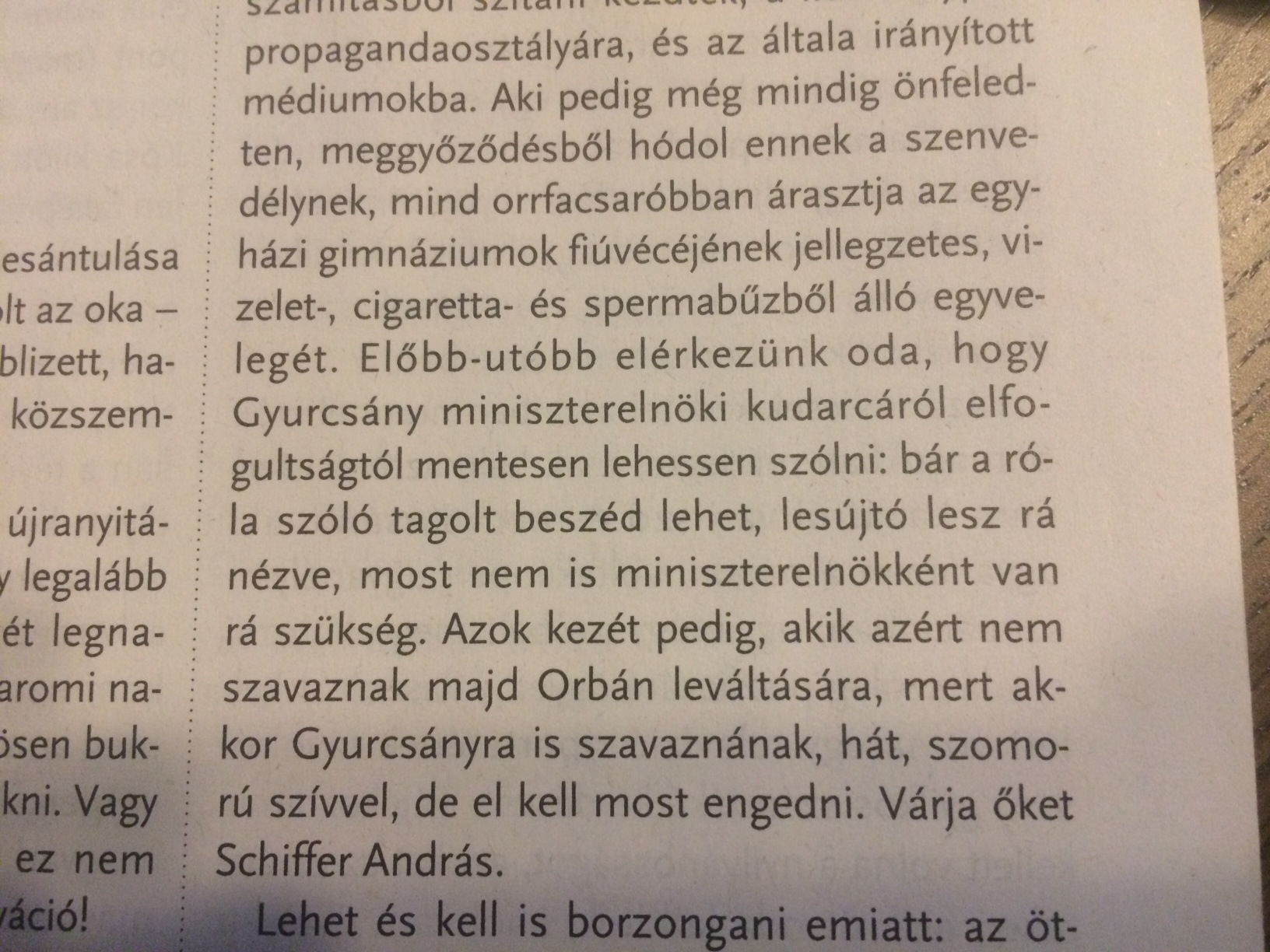 Illustration for article titled Innen üzenem a Magyar Narancsnak: a piarista fiúvécében nem verte ki senki