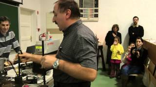 Lézer Jenő karácsonya: itt az új Öveges professzor!!!