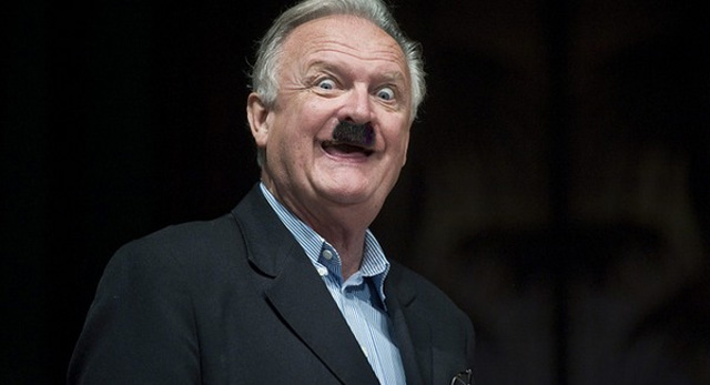 Kivel játszatnád el Adolf Hitlert?