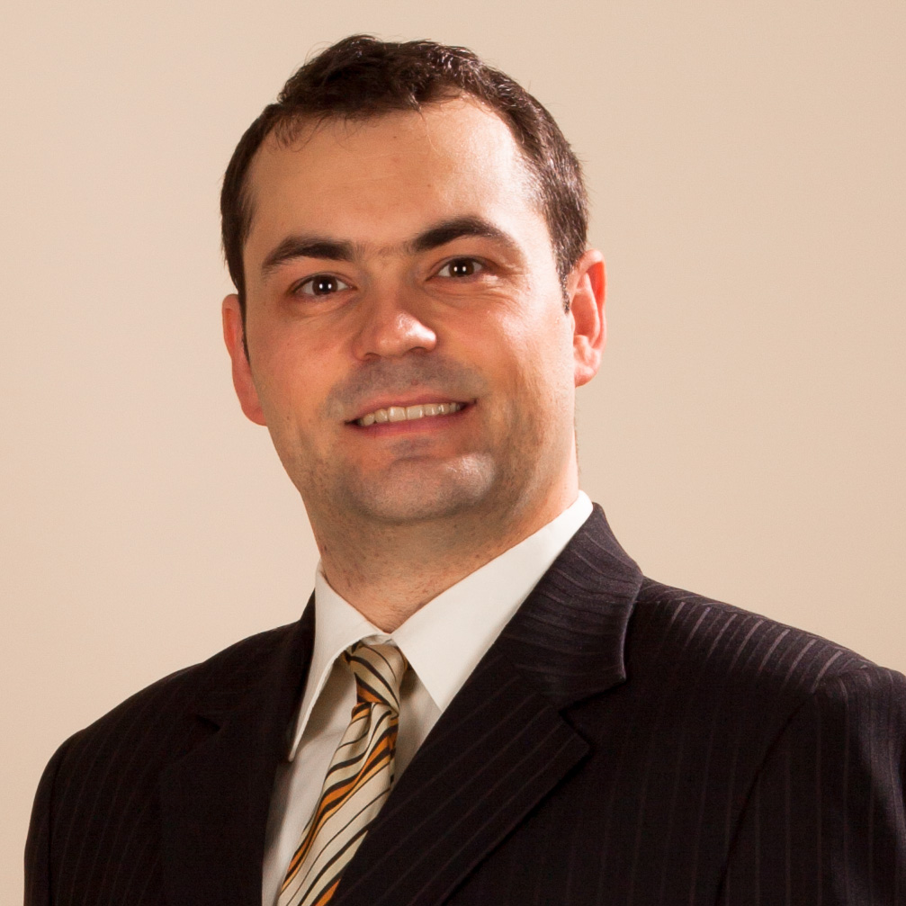 Ő jöhet, ha bukik Orbán vagy Mesterházy