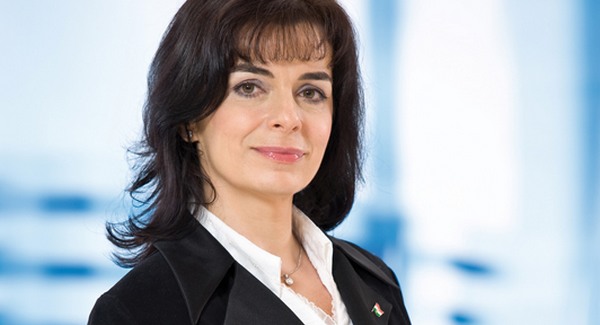 Illustration for article titled Szép szerelmes dalt írtak Rónaszékinéhez