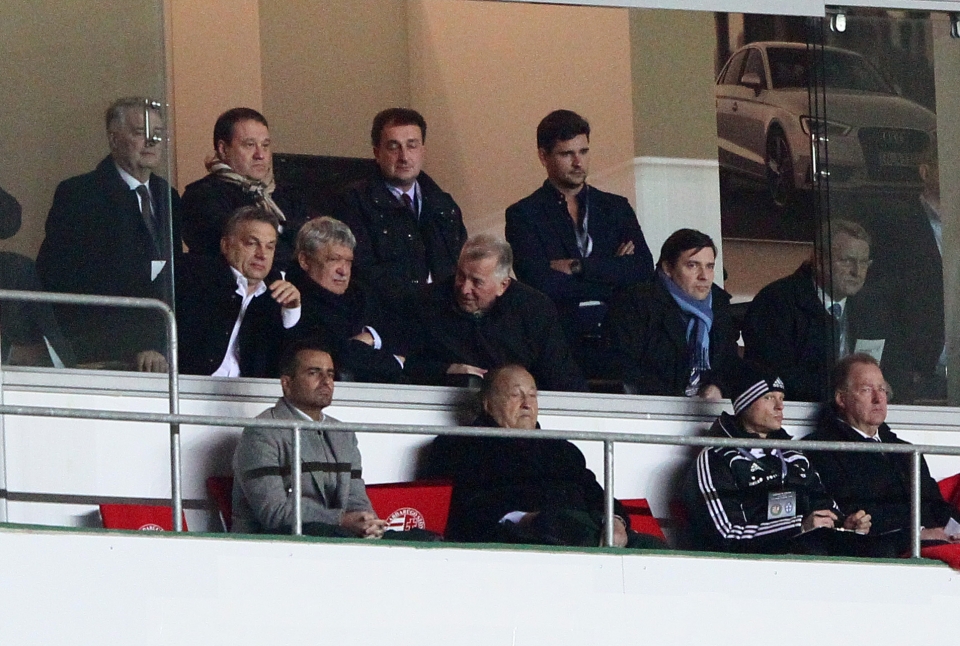 Illustration for article titled Így még soha senki nem szívatta meg Orbán Viktort