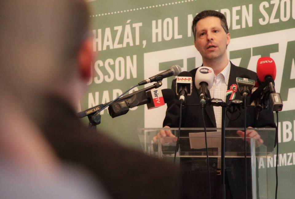 Vitára hívta a parlamenti pártok listavezetőit Schiffer András