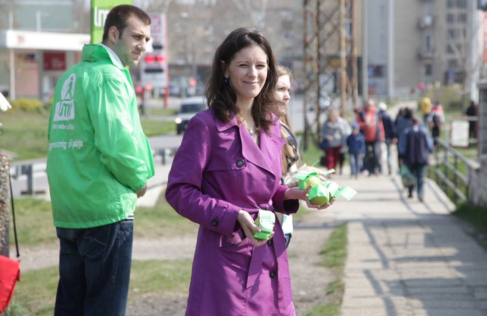 Nincs is jobb kampányeszköz Szél Bernadett családjánál
