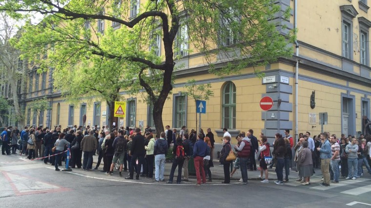 Illustration for article titled Mindjárt vége, Magyarország! (percről percre)