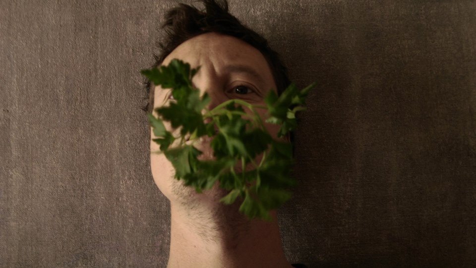 Kiderült a rettenetes igazság a titokzatos Zöld Szofiról (frissítve!)