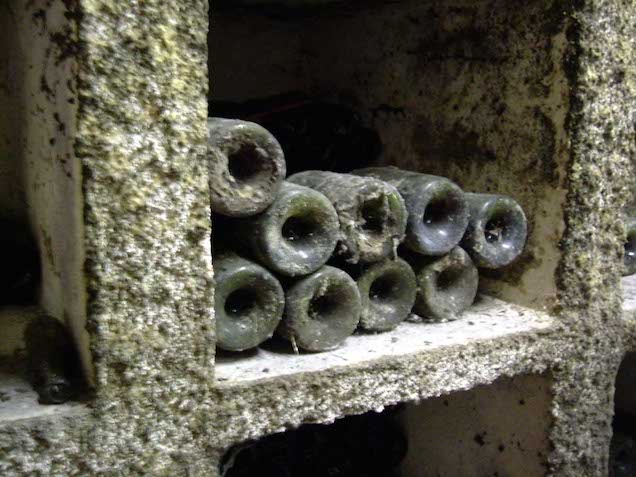 Négy üveg bort kellett kibontanom, mire megnyugodtam valamennyire