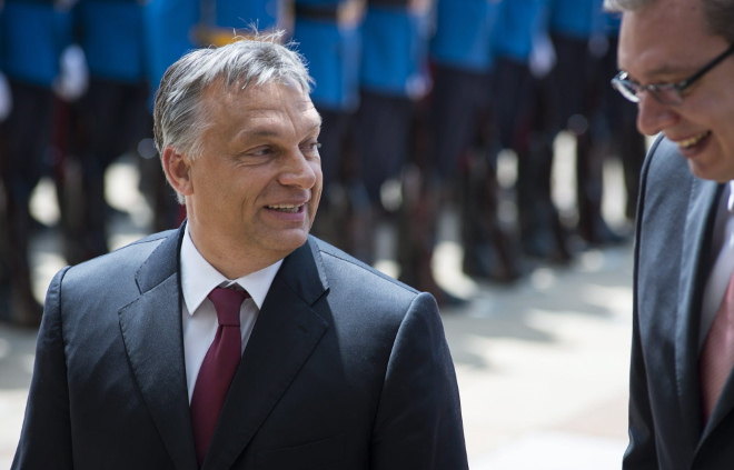 Orbán megőszült? Inkább abbahagyta a festetést