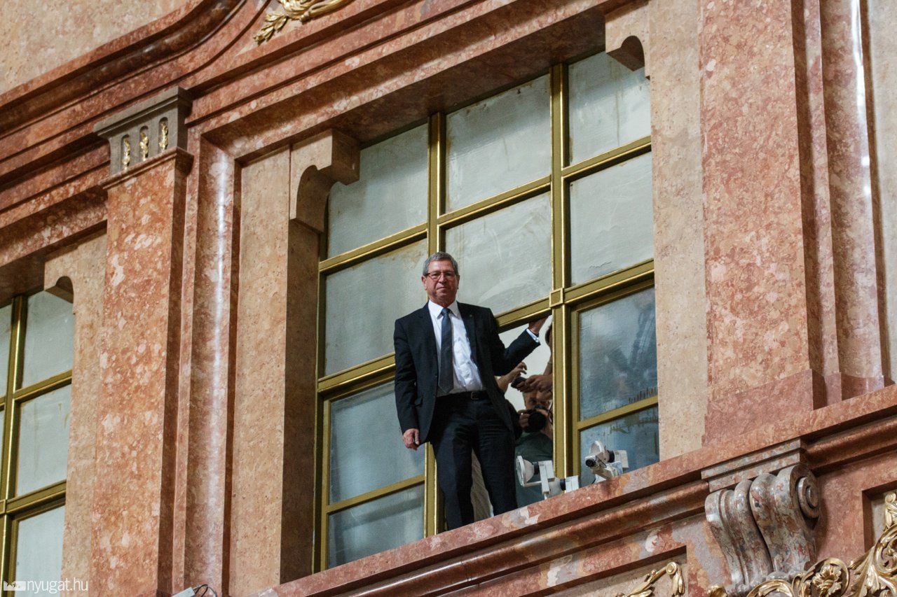 A szombathelyi polgármesternek nincsenek idegei