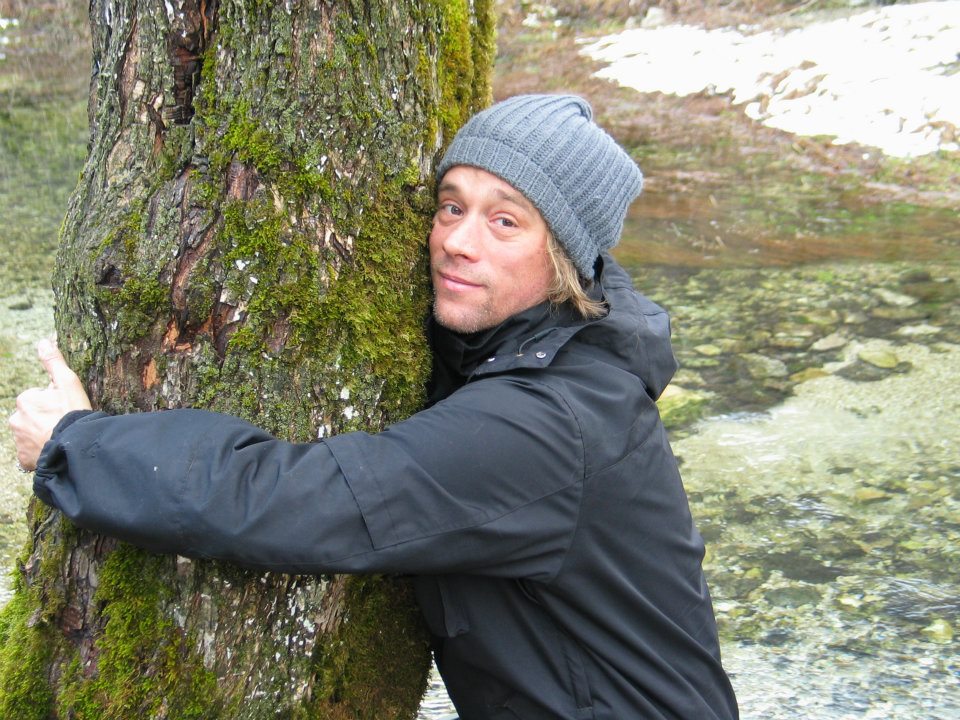 Illustration for article titled Miért cikik a vadászok és miért menők a horgászok?