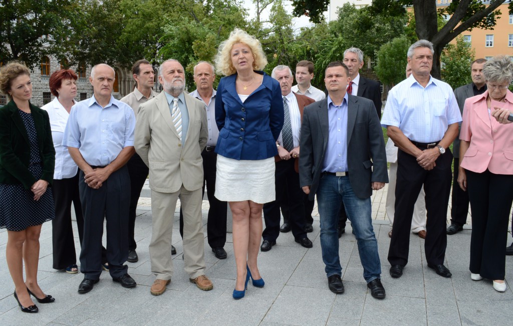 Illustration for article titled Lehet hazamenni, ezzel véget is ért a választási kampány