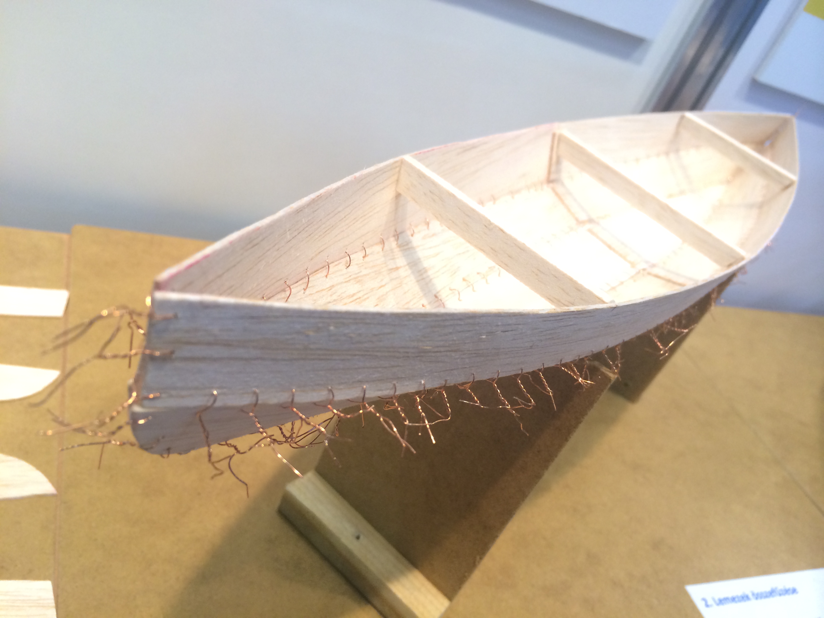 Illustration for article titled Így buliznak döglött állatokkal az ország legidiótábban öltözött emberei