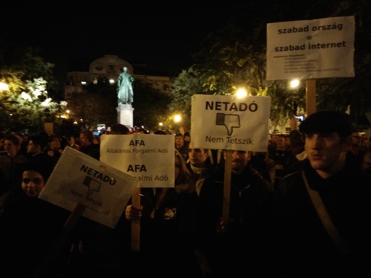 Illustration for article titled Éljen Európa!