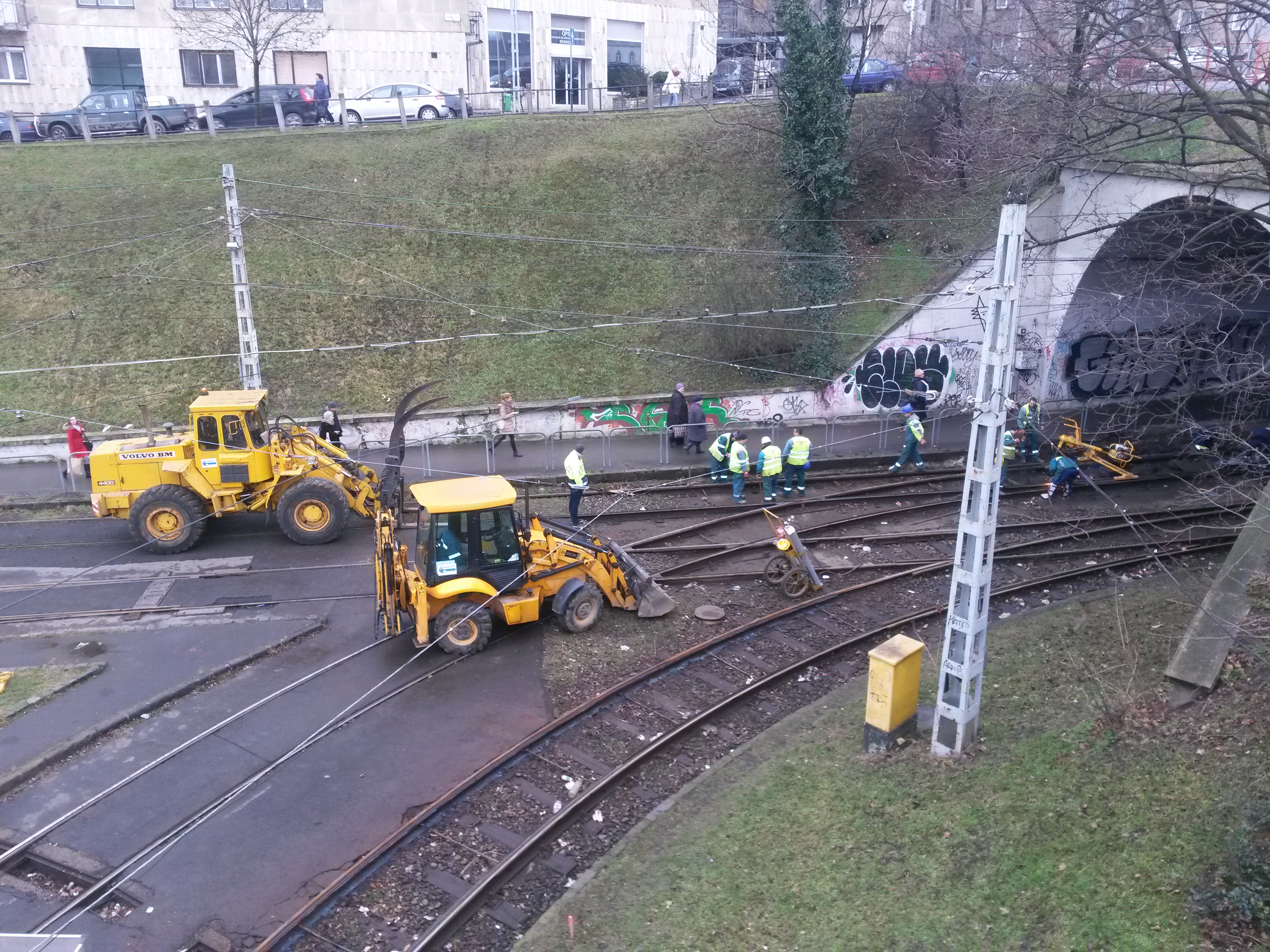 Illustration for article titled Így verik szét a Moszkva teret épp most