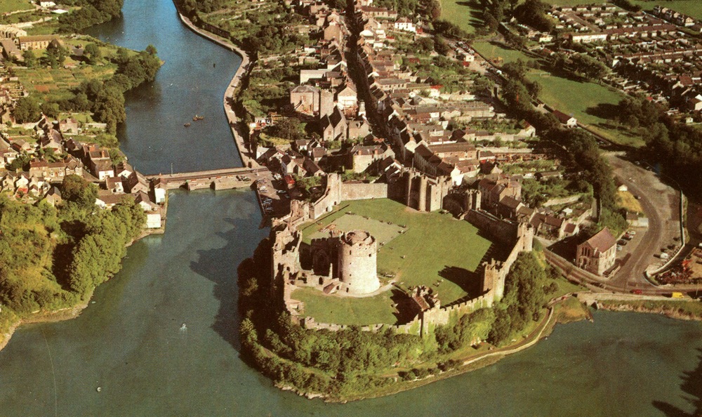 Illustration for article titled Szívszorító, varázslatos, végletekig megható! Mindez egy filmben! Mielőtt megismertelek /Me Before You/.