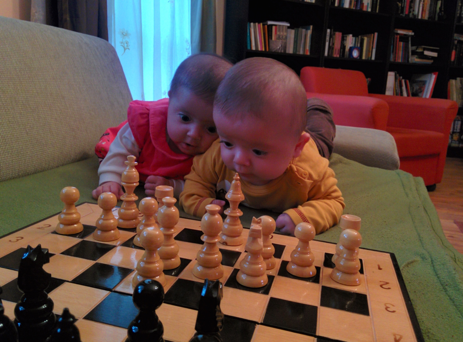 Illustration for article titled Rengeteg fehér por felszívásával ünnepeltük meg a karácsonyt (18+)