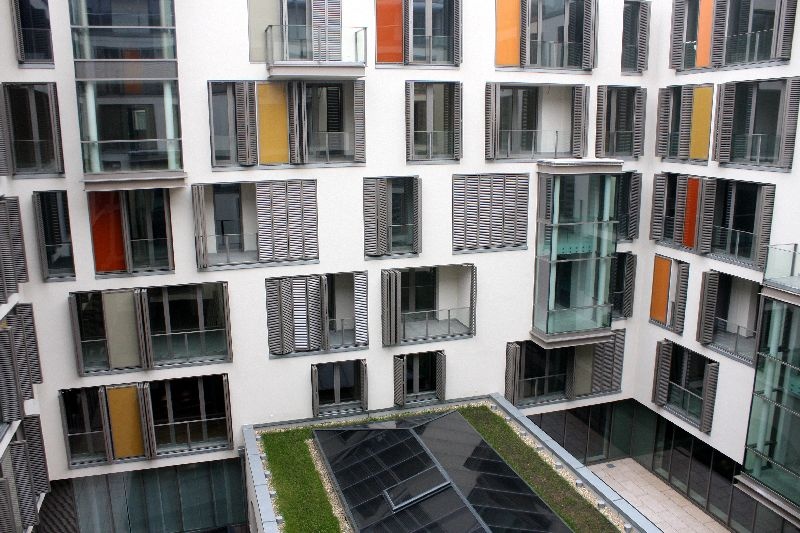 Illustration for article titled Igazi palotában lakik Habony Árpád