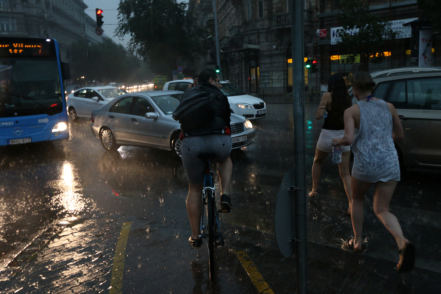 Utoljára Bangkokban élveztem ennyire felhőszakadást