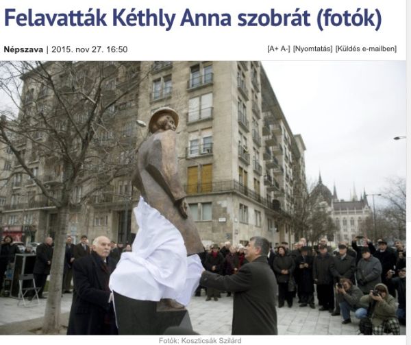 Illustration for article titled Sean Penn,Nofretete szobrok Budapesten?