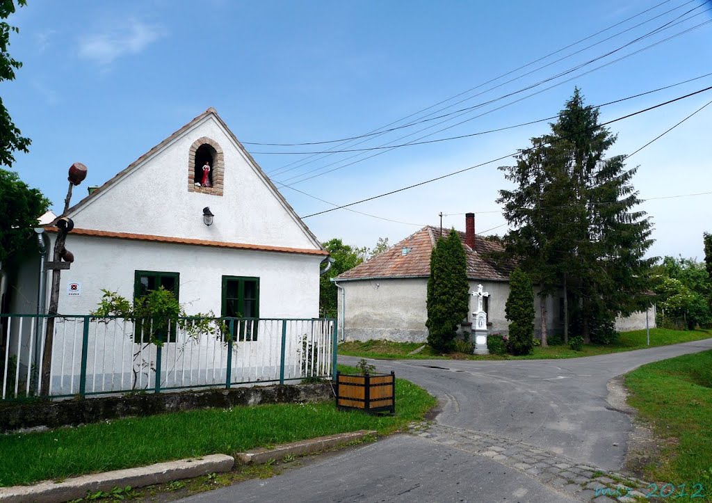 Illustration for article titled Kibérelhetsz egy egész magyar falut és te lehetsz az alpolgármester