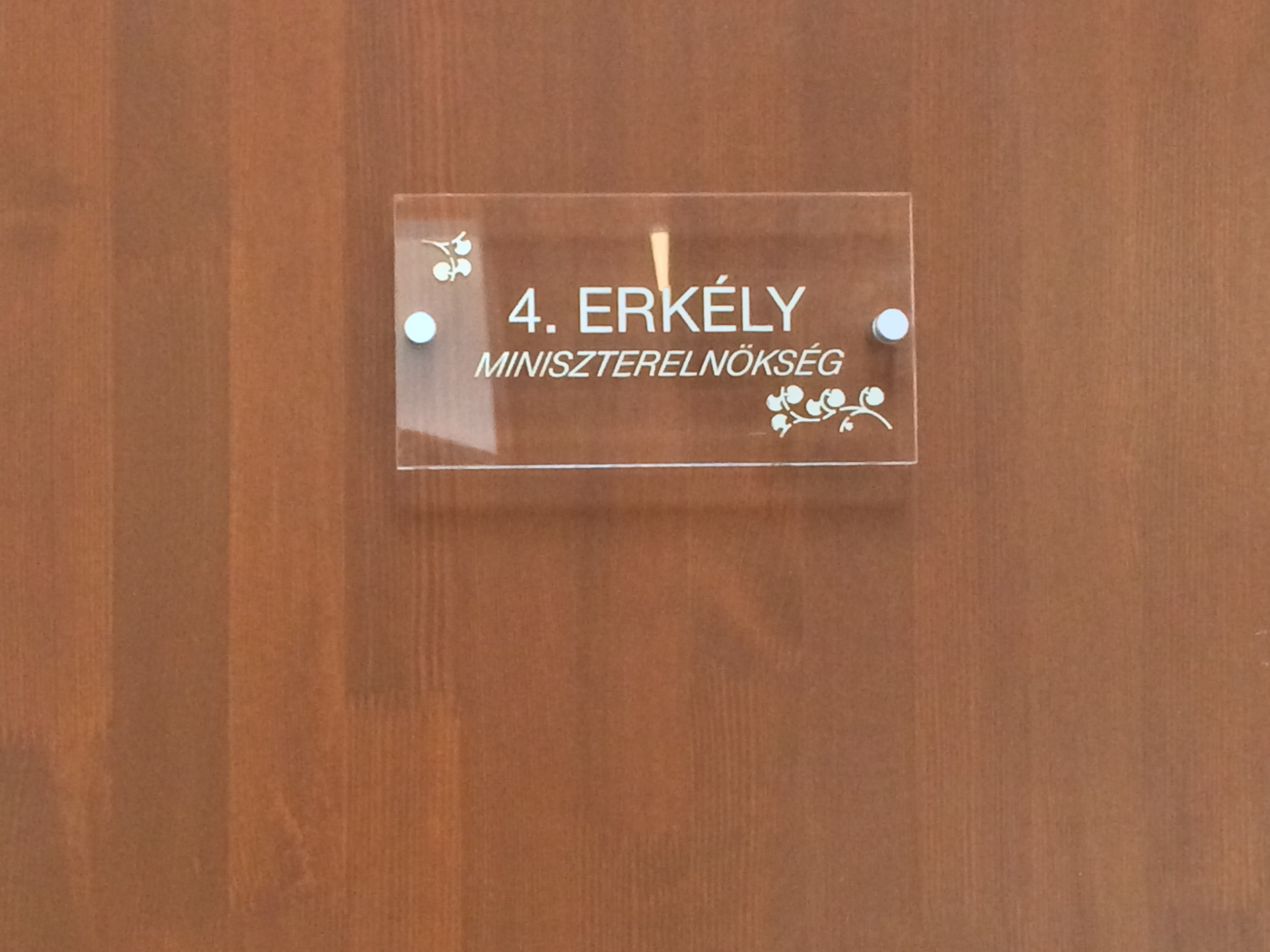 Illustration for article titled Ezt láttam I. Orbán Ramszesz csodás piramisában