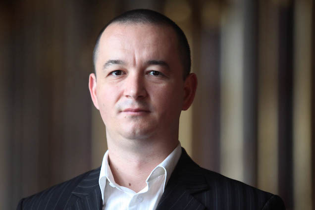 Drogos cigánnyal takarózik a kétharmadot kisegítő jobbikos