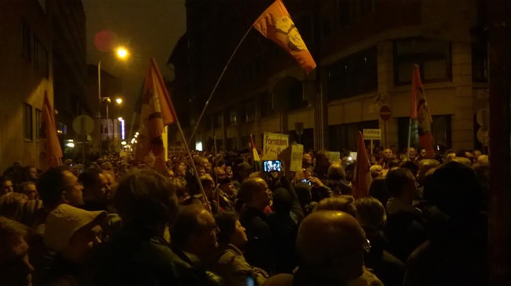 Illustration for article titled Vida Ildikó lemondását követeli sok ember