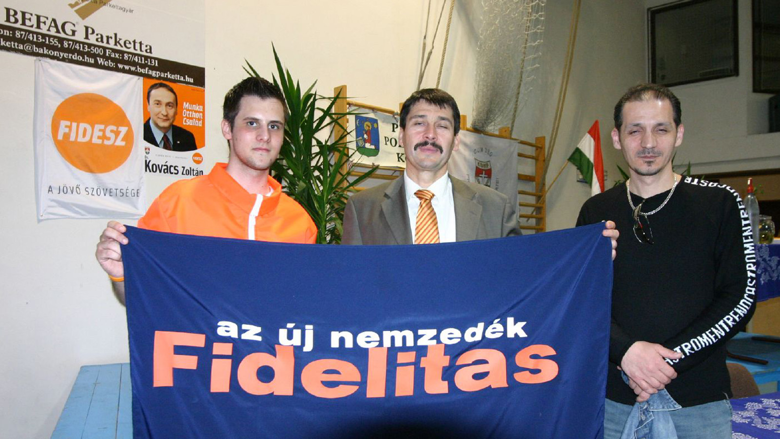 Illustration for article titled Áder Jánosra úgy hat a Fidelitas, mint terád a drog