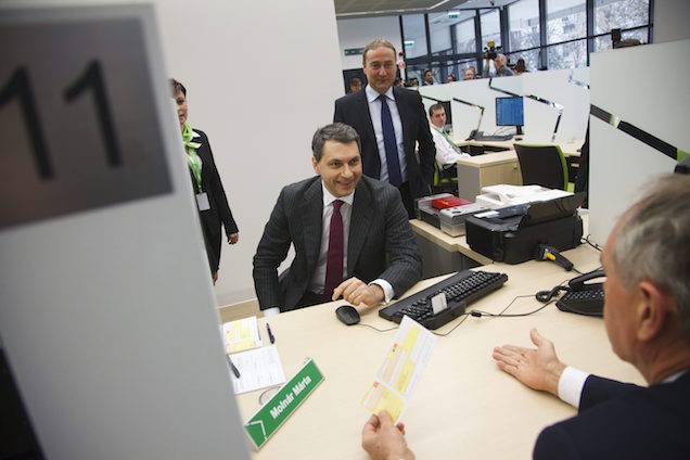 Lázár János megharagudott a Heti Válaszra