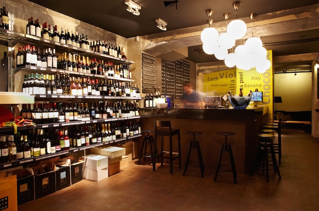 Nagy vehemenciával keresem a legjobb budapesti borbárokat, segítsetek!