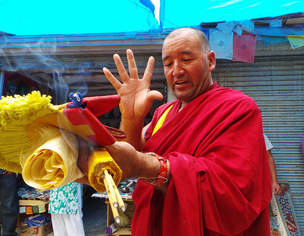 Elkurvult a Himalája!