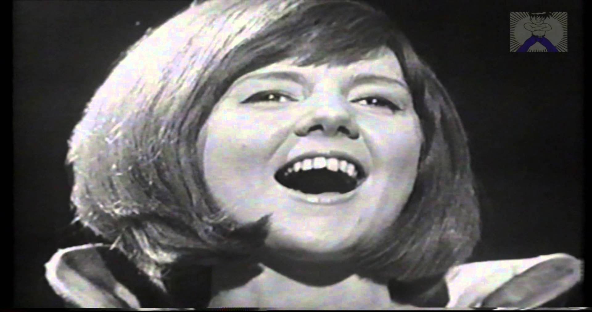 Meghalt a szomszéd lány a tévéből