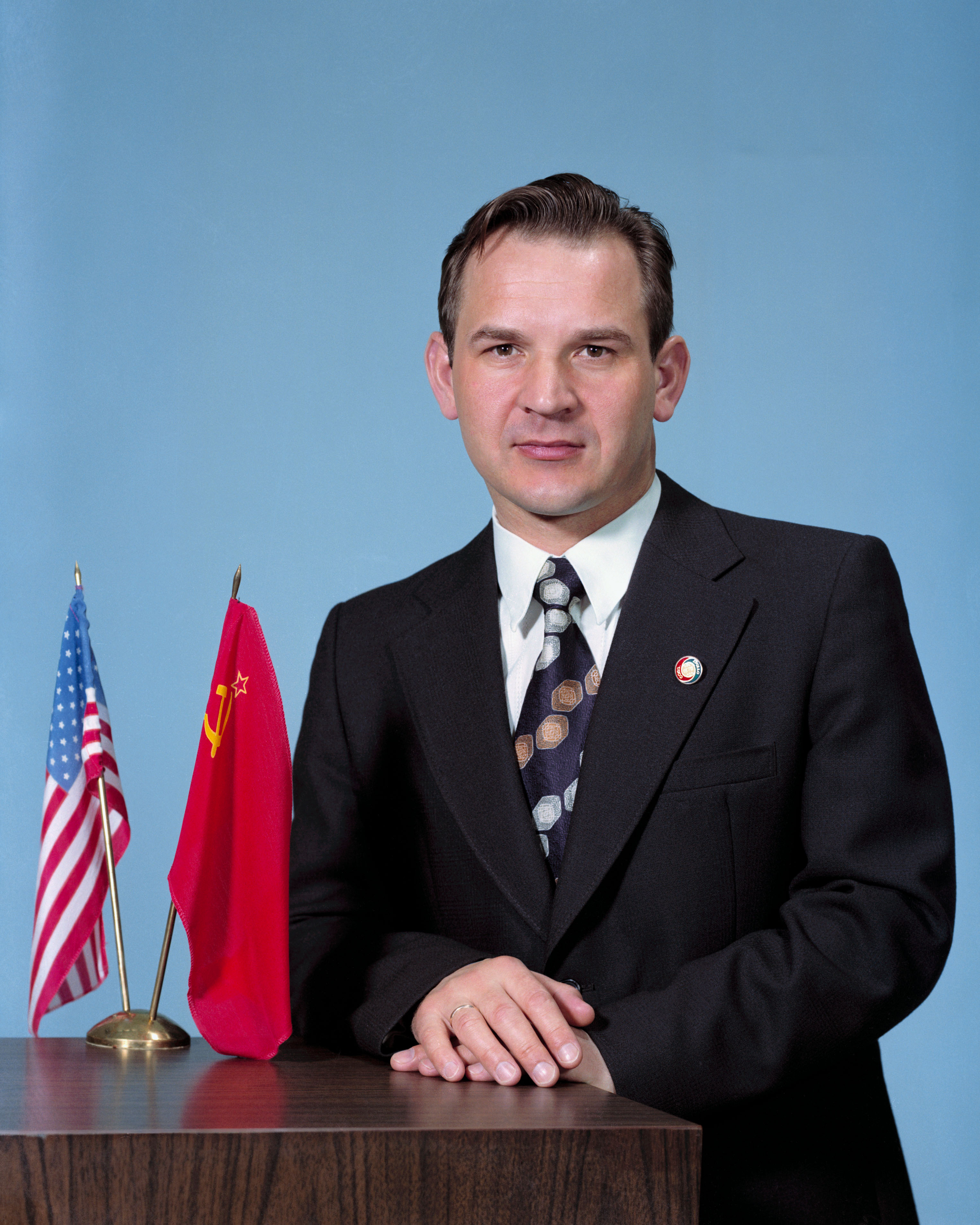 Illustration for article titled Meghalt Kubaszov űrhajós, Farkas Bertalan parancsnoka