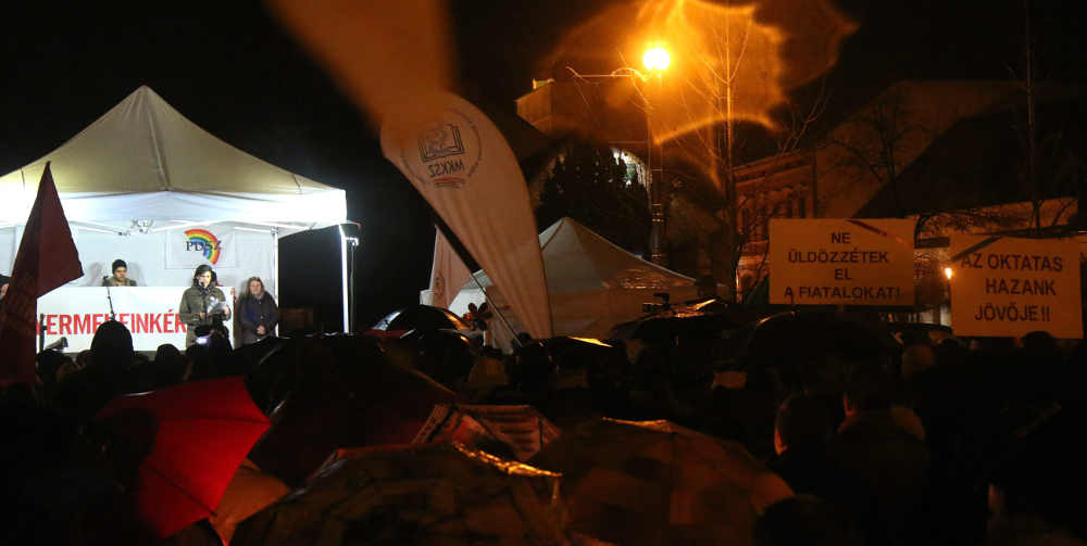 Illustration for article titled Politikonc#5