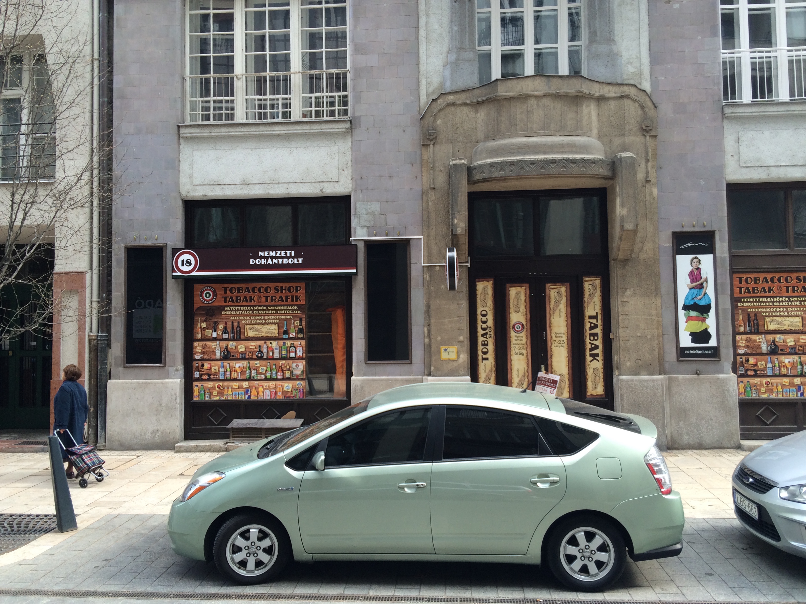 Illustration for article titled Kemények a trafikok, nagyon kemények