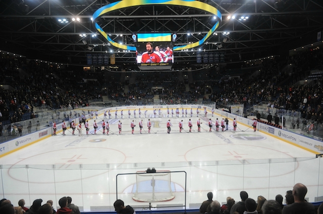 Stadion helyett jégcsarnok kell!