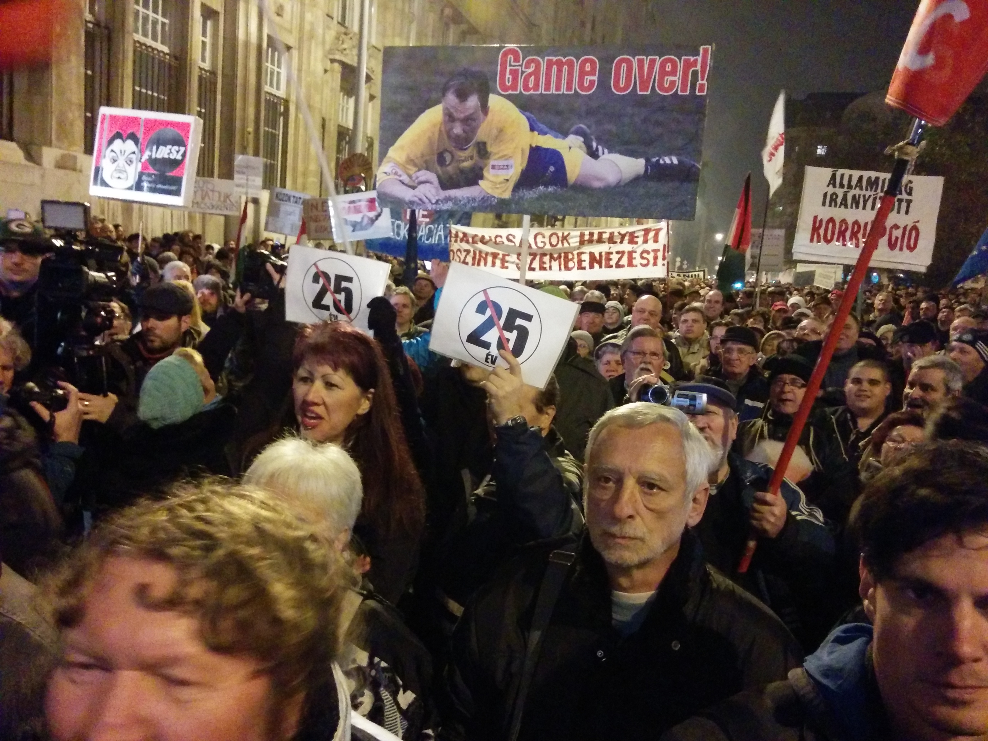 Illustration for article titled A tüntetős animgifek mindig jól néznek ki