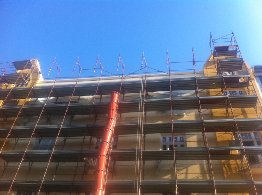 Emlékeztek még a Tímár utcai óriásrobbanásra? Újjáépítették a házat