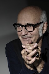 Illustration for article titled Zongora koncert úszó jégtáblák és leomló gleccserek között!