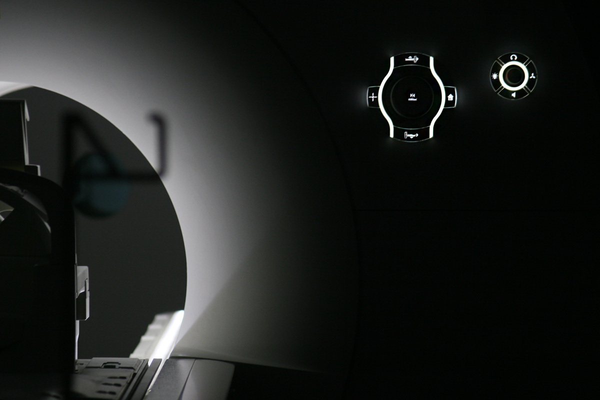 Illustration for article titled 600 millió forint, és olyan, mint egy óriásrobot nagy fehér segglyuka