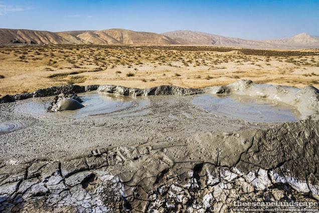 Illustration for article titled Mindegy, mi az, csak nagy legyen, nemzeti színű és világelső