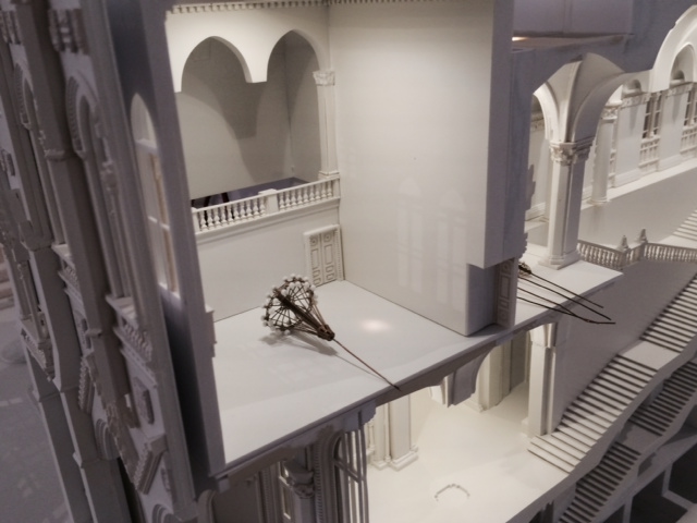 Illustration for article titled Tátva maradt a szám az Országházról készült csodamakett láttán