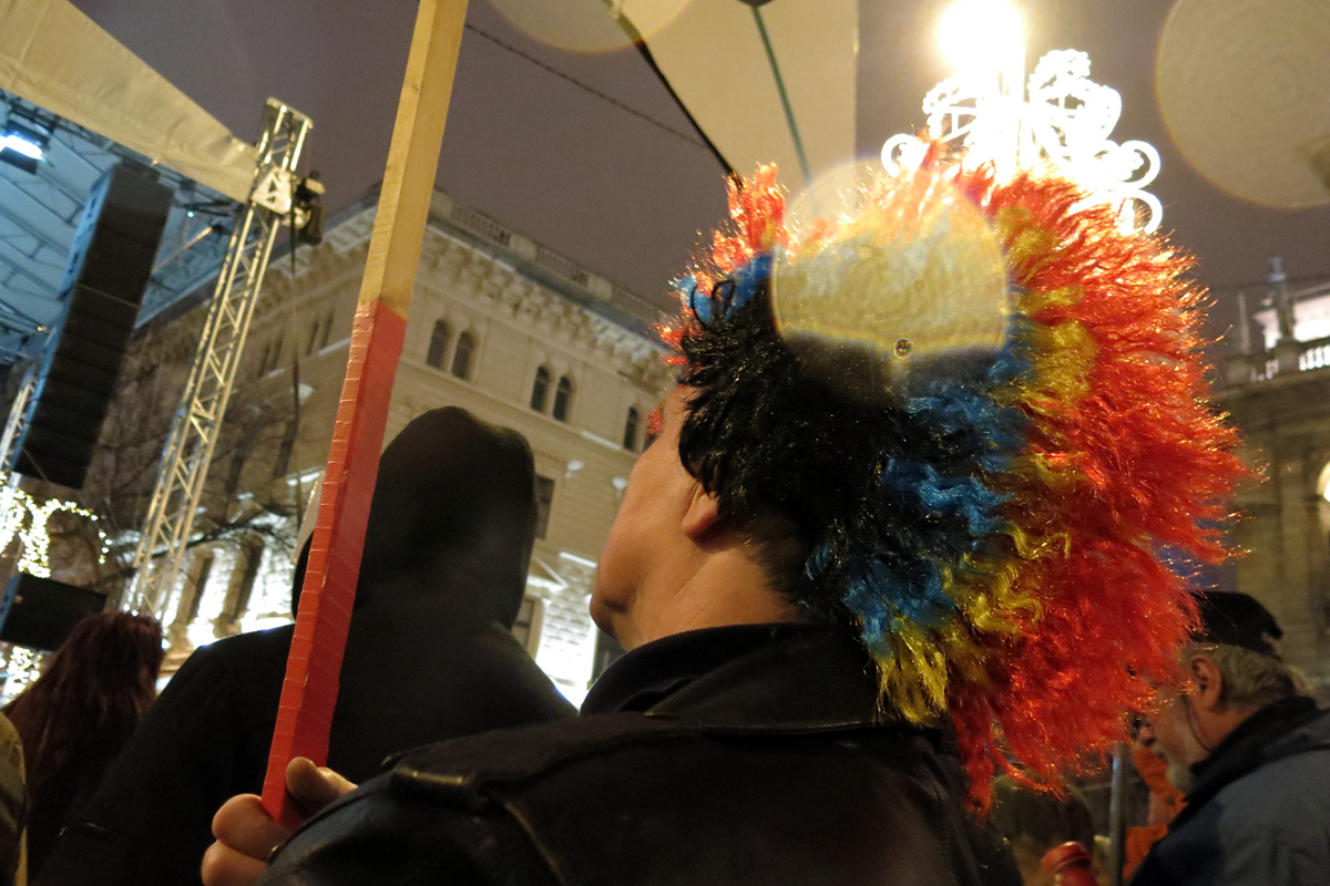 Illustration for article titled Valami nagy baj van – képeink a péntek esti tüntetésről