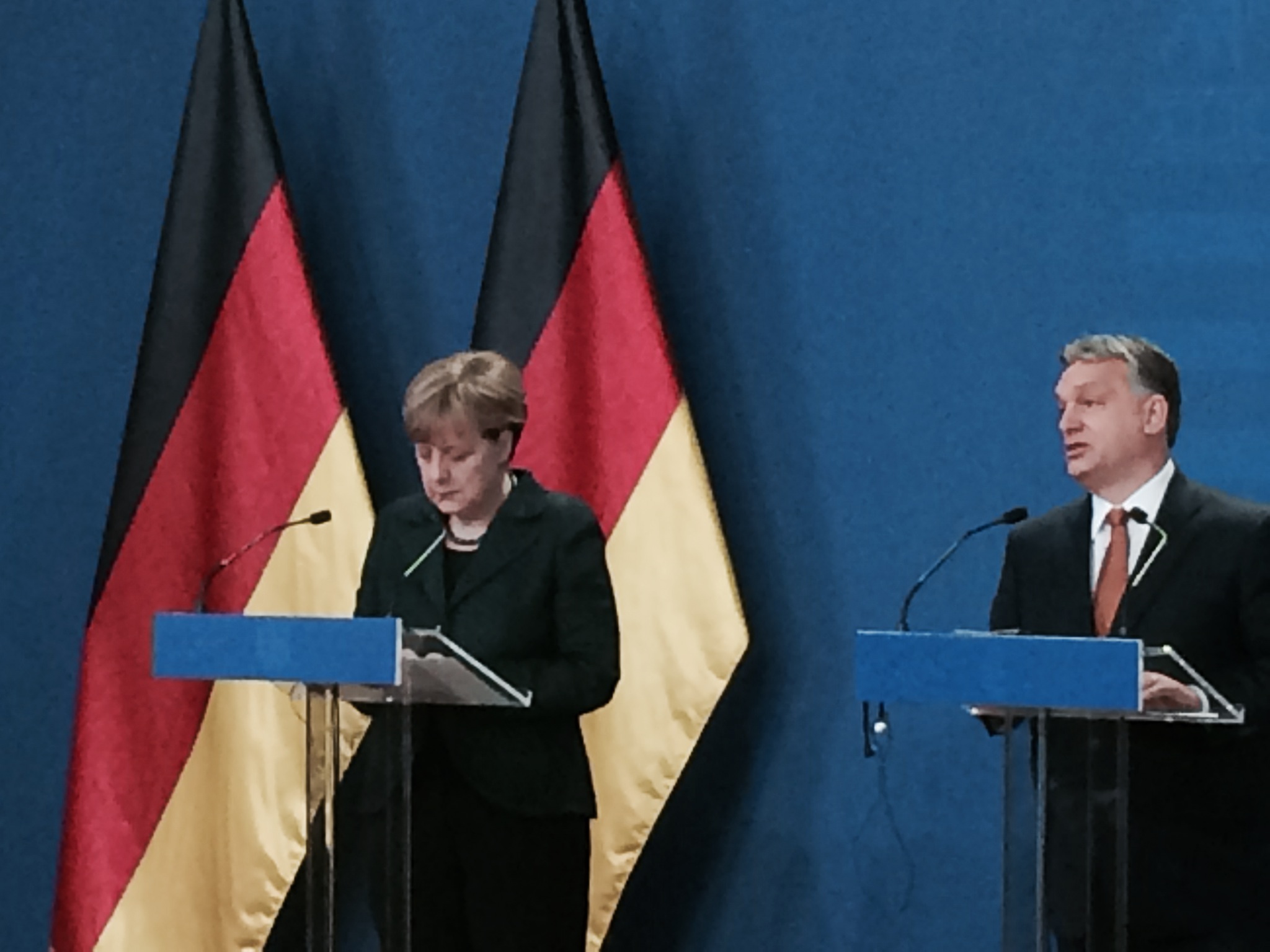 Illustration for article titled Ilyen volt élőben látni a Jeges Angélát és a Duzzogó Viktort