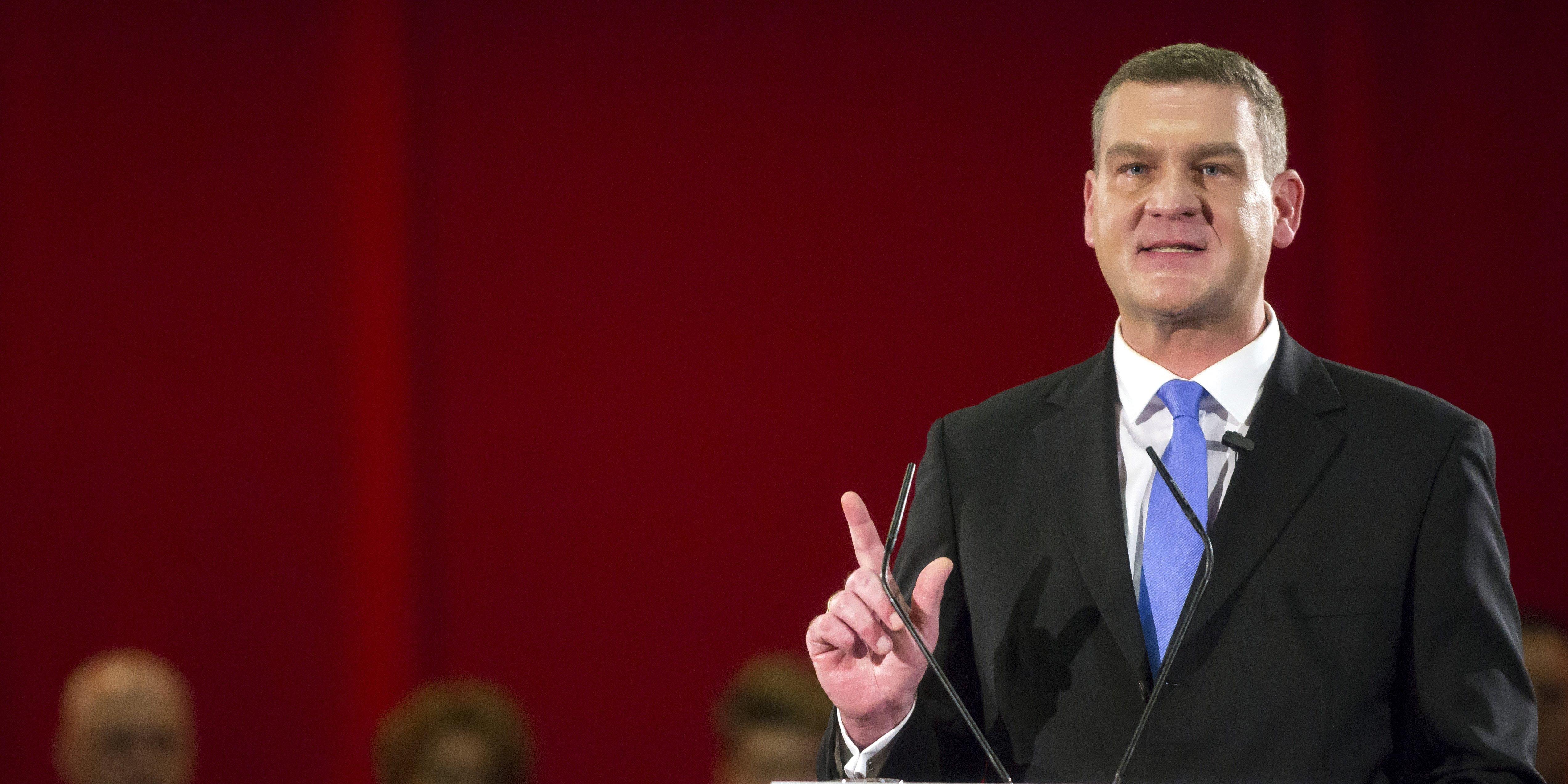 Illustration for article titled BOT-KALÁSZ-LÓ, avagy Elmesport egy esztendőre.